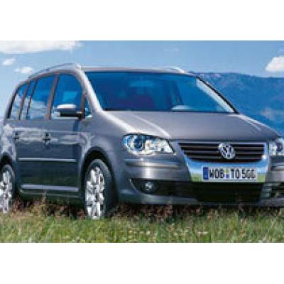 Volkswagen показал внедорожник CrossTouran