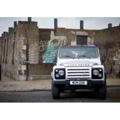 Land Rover Defender вышел спецверсией