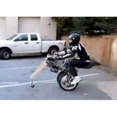 В США разработан революционный мототрансформер Uno III Streetbike, который умеет складываться и помещается в лифт