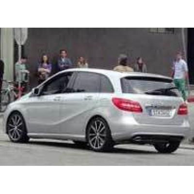 Новый Mercedes-Benz B-Class сфотографировали без камуфляжа