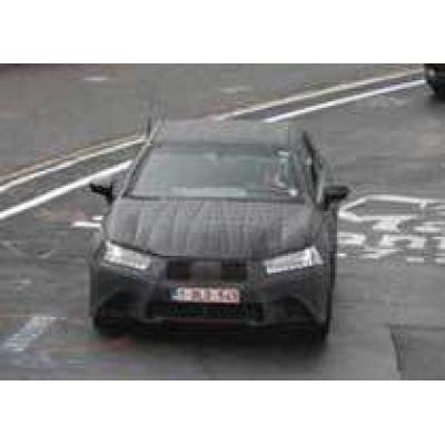 Lexus в августе покажет следующее поколение седана GS