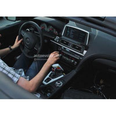Фотошпионы заглянули в салон нового кабриолета BMW M6