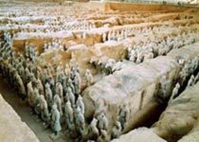 В китайской провинции Хенань найдено кладбище с останками древних воинов