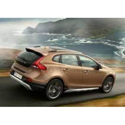 Volvo привезет в Париж «внедорожный» универсал V40 Cross Country