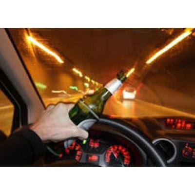Пьяных водителей предложили лишать прав на 10 лет
