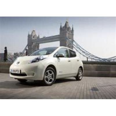 Nissan снижает цены на электромобиль Leaf