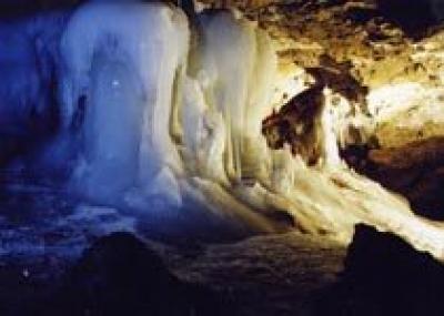 Пять самых посещаемых пещер Украины