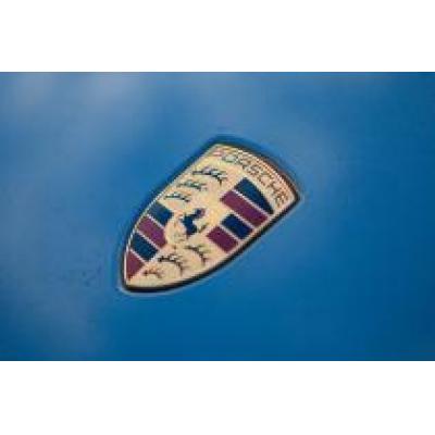 Спорткары Porsche разогнались на «Дне премьер» В Крокус Сити Молле