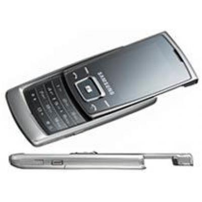 Тонкий музыкальный телефон Samsung E840