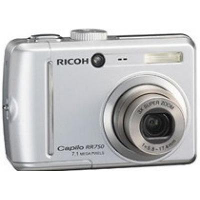 Новинка от Ricoh: 7-Мп камера Caplio RR750