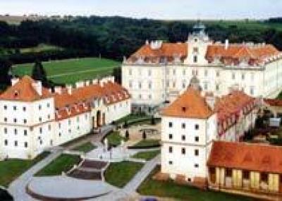 Туристов пустят в подземелья чешского замка
