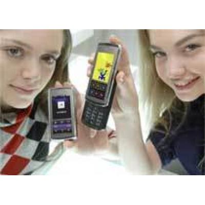 LG KF600: телефон с тачпэдом