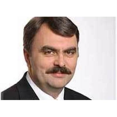 Директор северо-западного филиала `Мегафона` Александр Волков переедет в Москву и станет первым заместителем гендиректора компании
