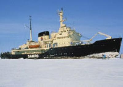 Из-за теплой погоды в Финляндии отменены экскурсии на ледоколе