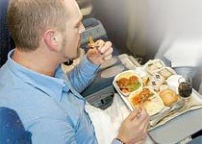 Израильские авиакомпании отменяют бесплатное питание в самолетах