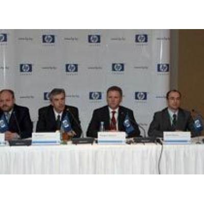 Компания HP не удовлетворена своим положением на рынке коммуникаторов