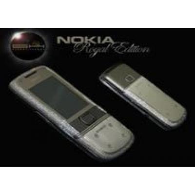 Nokia Royal с 1160 бриллиантами и 8 платиновыми винтами
