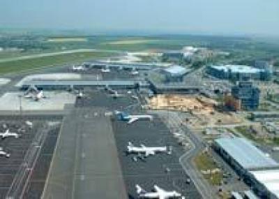 У пражского аэропорта откроется сток-центр для туристов