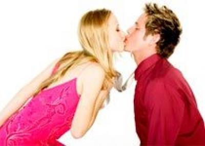 Установлен мировой рекорд по массовому поцелую