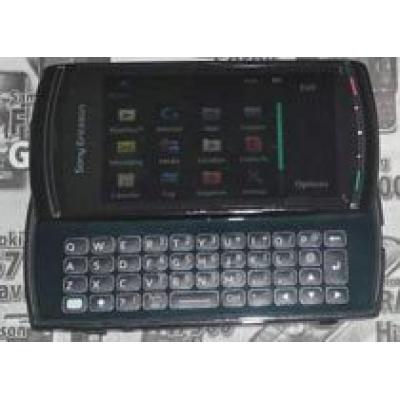 Sony Ericsson U8i Kanna - почти как Vivaz, только с QWERTY-клавиатурой