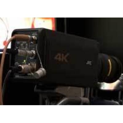 Новые видеокамера и проектор формата 4К