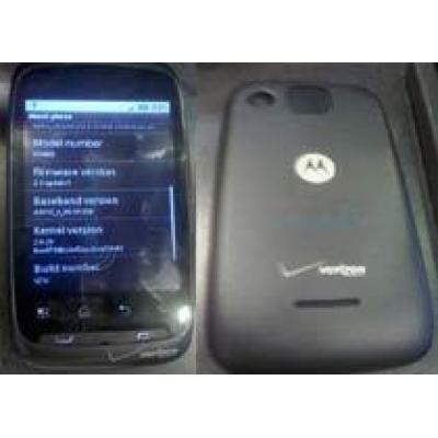 Motorola WX445 Ciena: бюджетный смартфон в подробностях