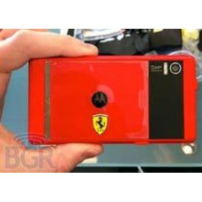 Motorola Milestone Ferrari – ярко-красный смартфон, ограниченный тираж