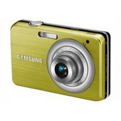 Samsung представила компактную фотокамеру ST30 на российском рынке