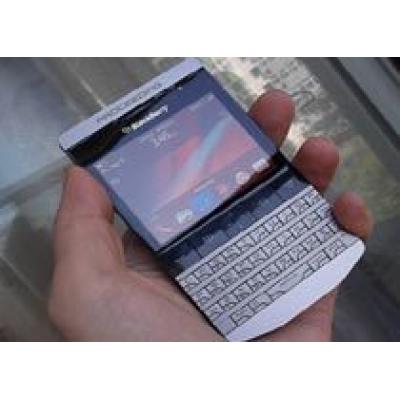 BlackBerry 9980: смартфон в стиле Porsche