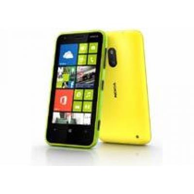 Nokia представила новый Windows Phone – Lumia 620