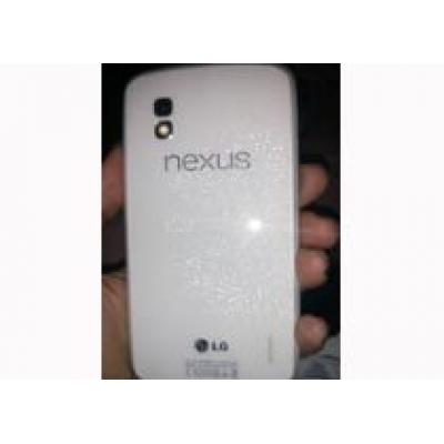 Google Nexus 4 выйдет в белом цвете