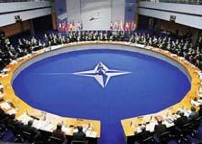 НАТО восстанавливает диалог с Россией