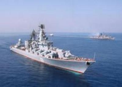 Флагман ЧФ РФ крейсер `Москва` завершил визит на Филлипины