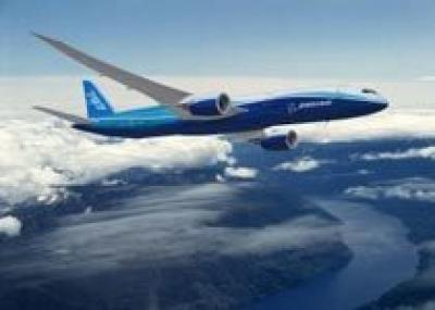 Заказы на `Дримлайнер` в версиях `787-8` и `787-9` распределятся поровну, считает `Боинг`