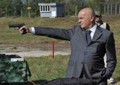 Черногория представила пистолеты и автоматы собственного производства