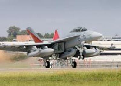 Австралия конвертирует половину истребителей Super Hornet в самолеты РЭБ
