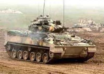 Британские боевые машины пехоты прослужат до 2040 года