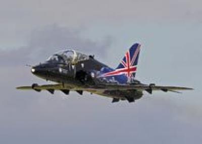 Великобритания допустила к полетам все самолеты Hawk