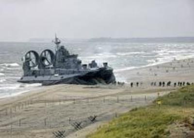 Китай получил первый десантный корабль `Зубр`