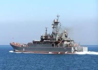 БДК `Азов` вышел из Севастополя и направился в Средиземное море