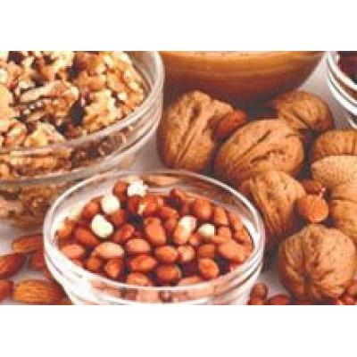 Регулярное потребление орехов снижает давление и холестерин