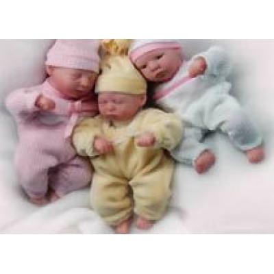 Ученый признался в клонировании трех детей