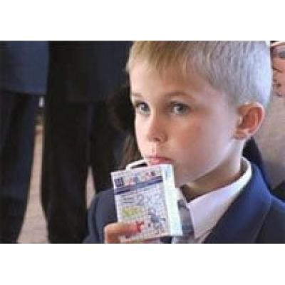 Молоко для школьников поддержат кампанией против колы