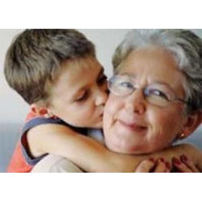 Бабушки влияют на продолжительность жизни внуков