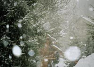 В Болгарии снегопад парализовал движение