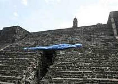 Пирамида, построенная 800 лет назад, найдена в Мехико