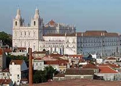 Вид с замка-гостиницы на Лиссабон