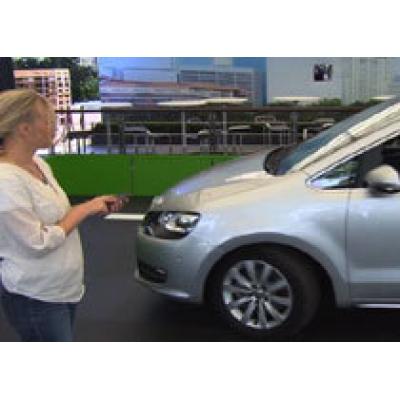 Valeo создала систему удаленной парковки автомобиля на базе смартфона