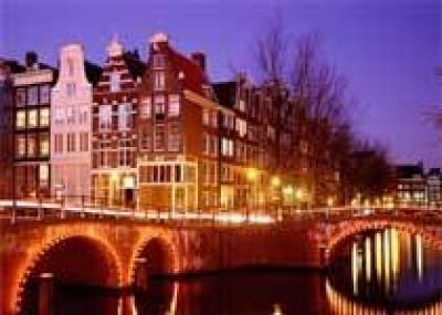 В Амстердаме начинает работу специальная служба помощи туристам