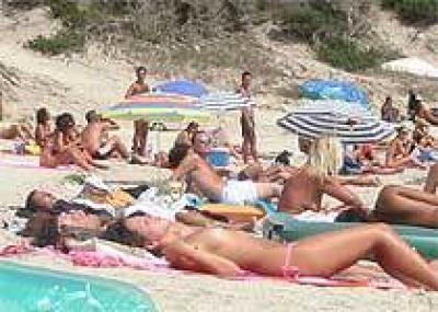 В Черногории появятся новые пляжи